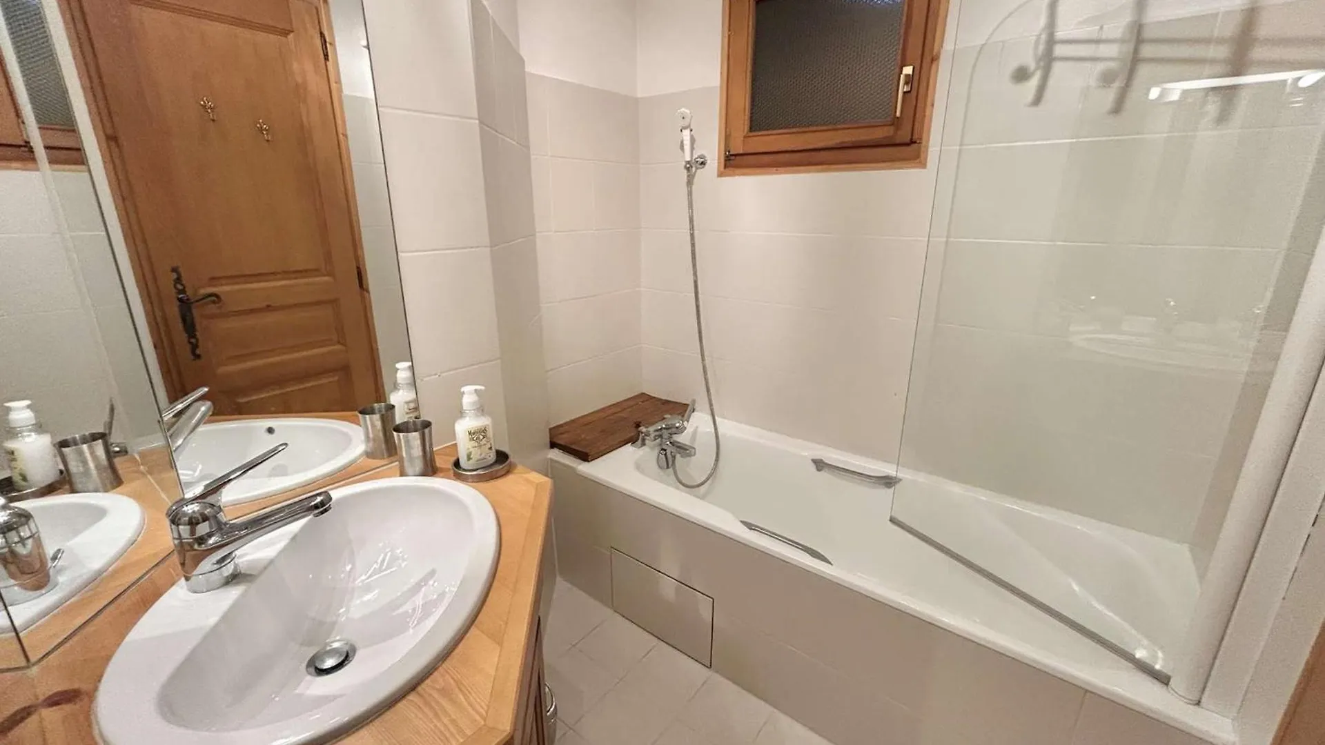 Charmant Appartement 3 Pieces, Jardin, Parking Et Wifi A Demi-Quartier - Fr-1-597-187